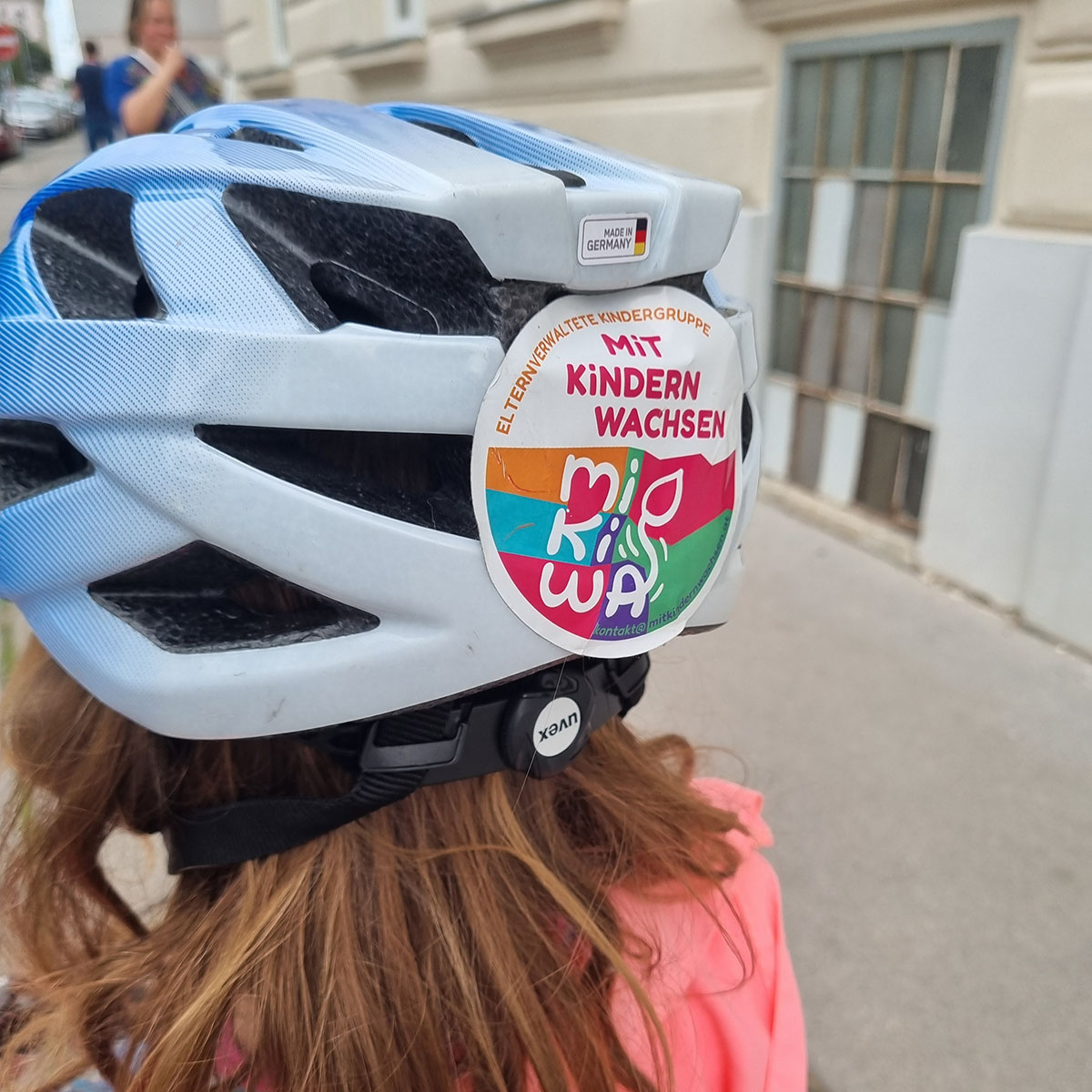 Sticker am Helm
